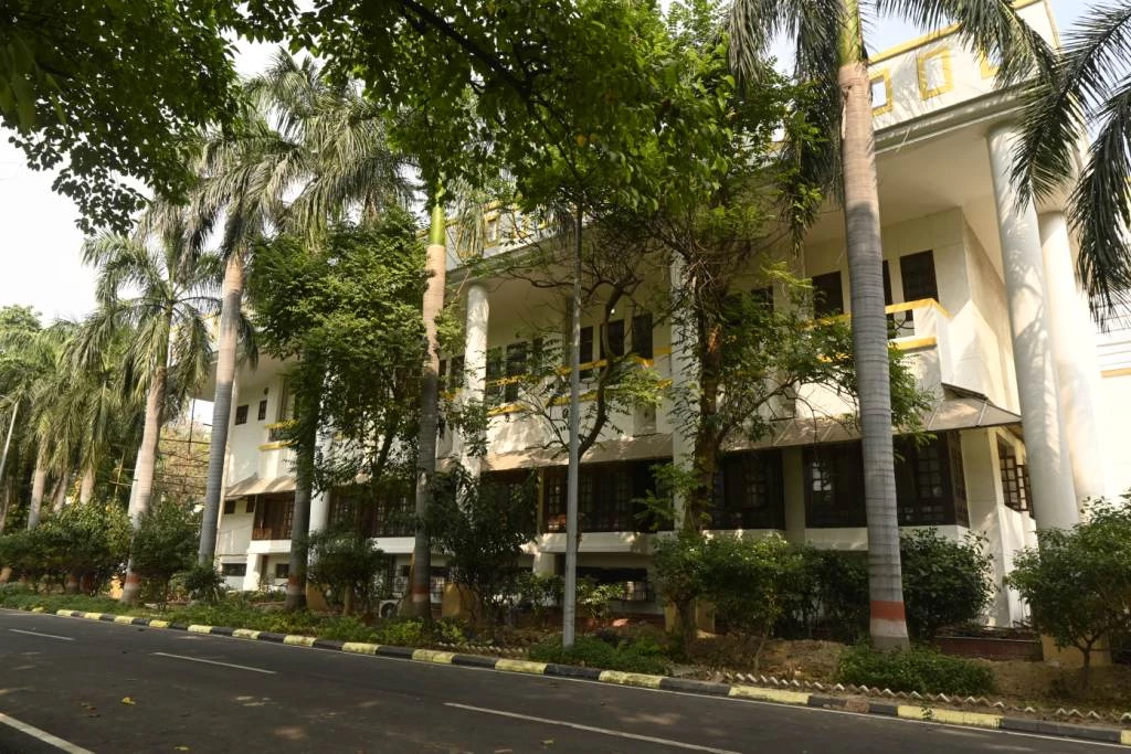 Dr Ram Manohar Lohia National Law University, Lucknow,Campus