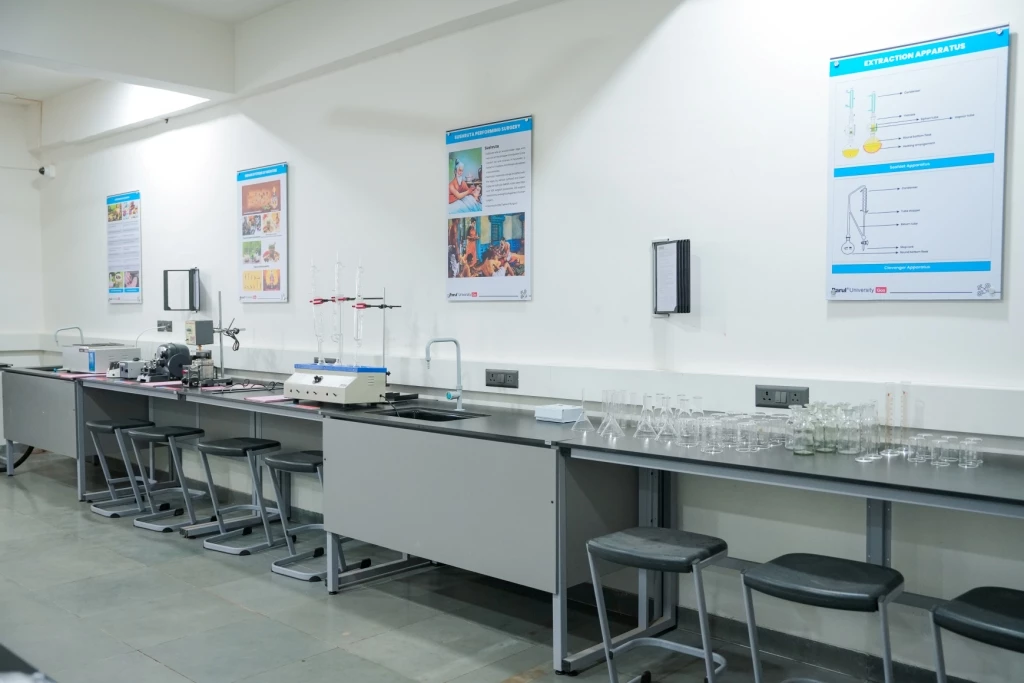 Pharmacognosy & Biotechnology Lab