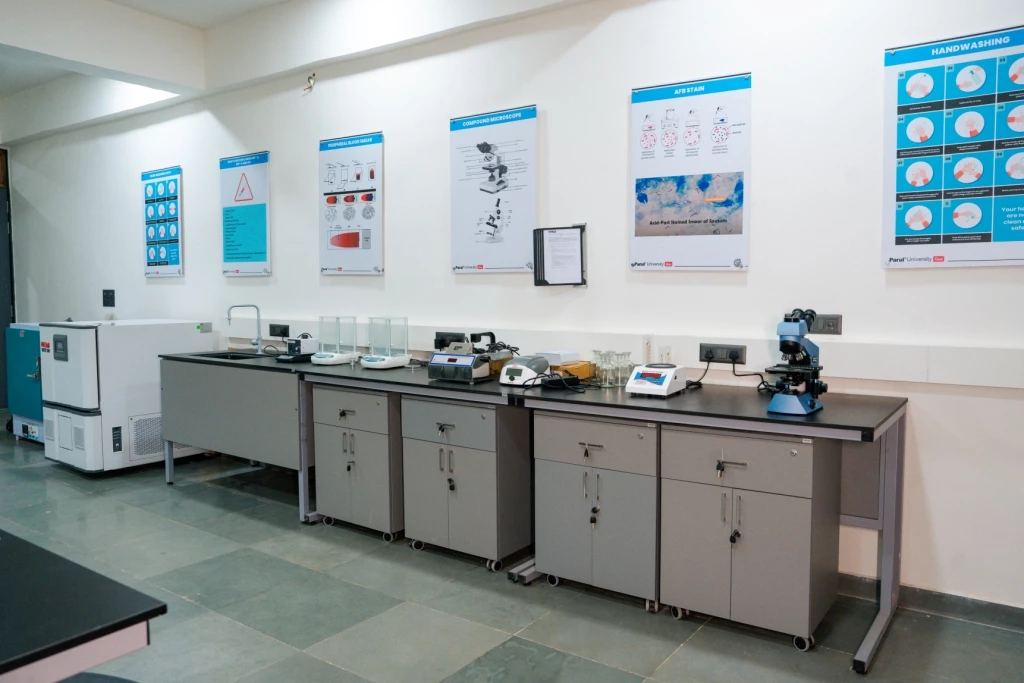 Microbiology & Clinical Pathology Lab