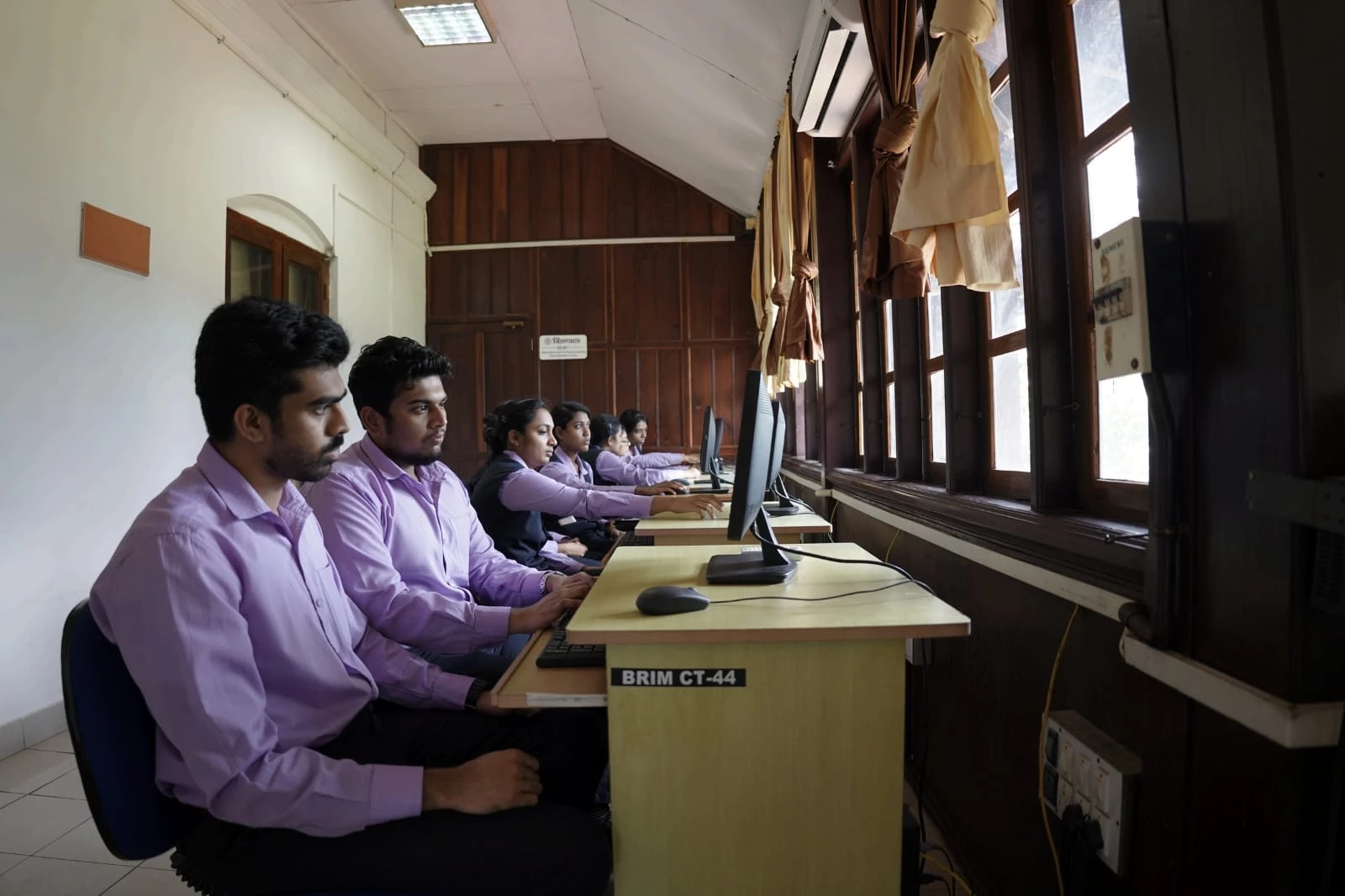 Bhartiya Vidya Bhavan's Royal Institute of Management, Kochi Bhartiya Vidya Bhavan's Royal Institute of Management, Kochi