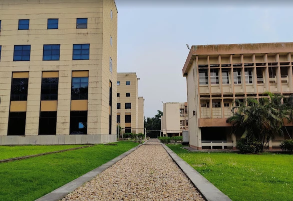 Indian Institute of Management (IIMC), Kolkata: Latest Rankings ...