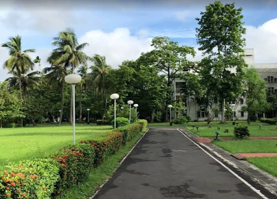 Indian Institute of Management (IIMC), Kolkata: Latest Rankings ...